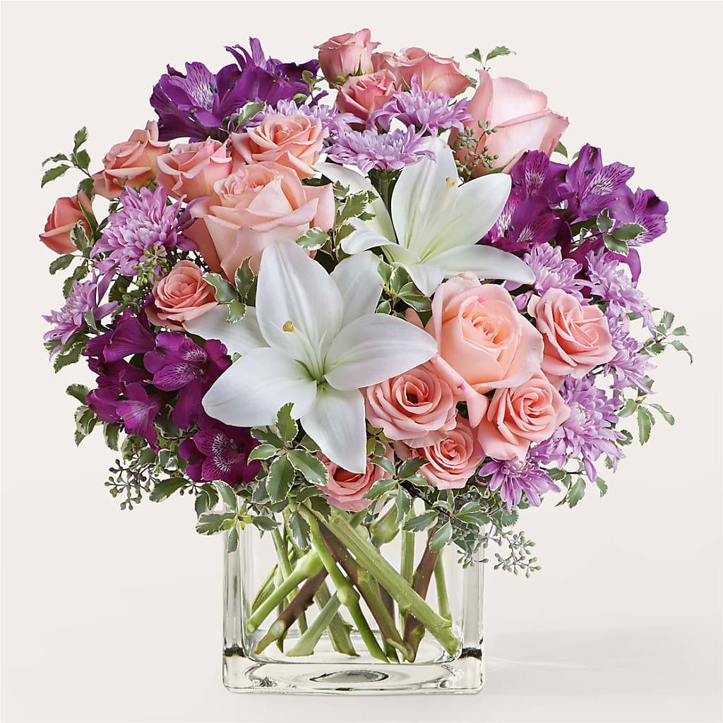 Mani Pedi Bouquet – Loose Leaf Florist, Austin TX