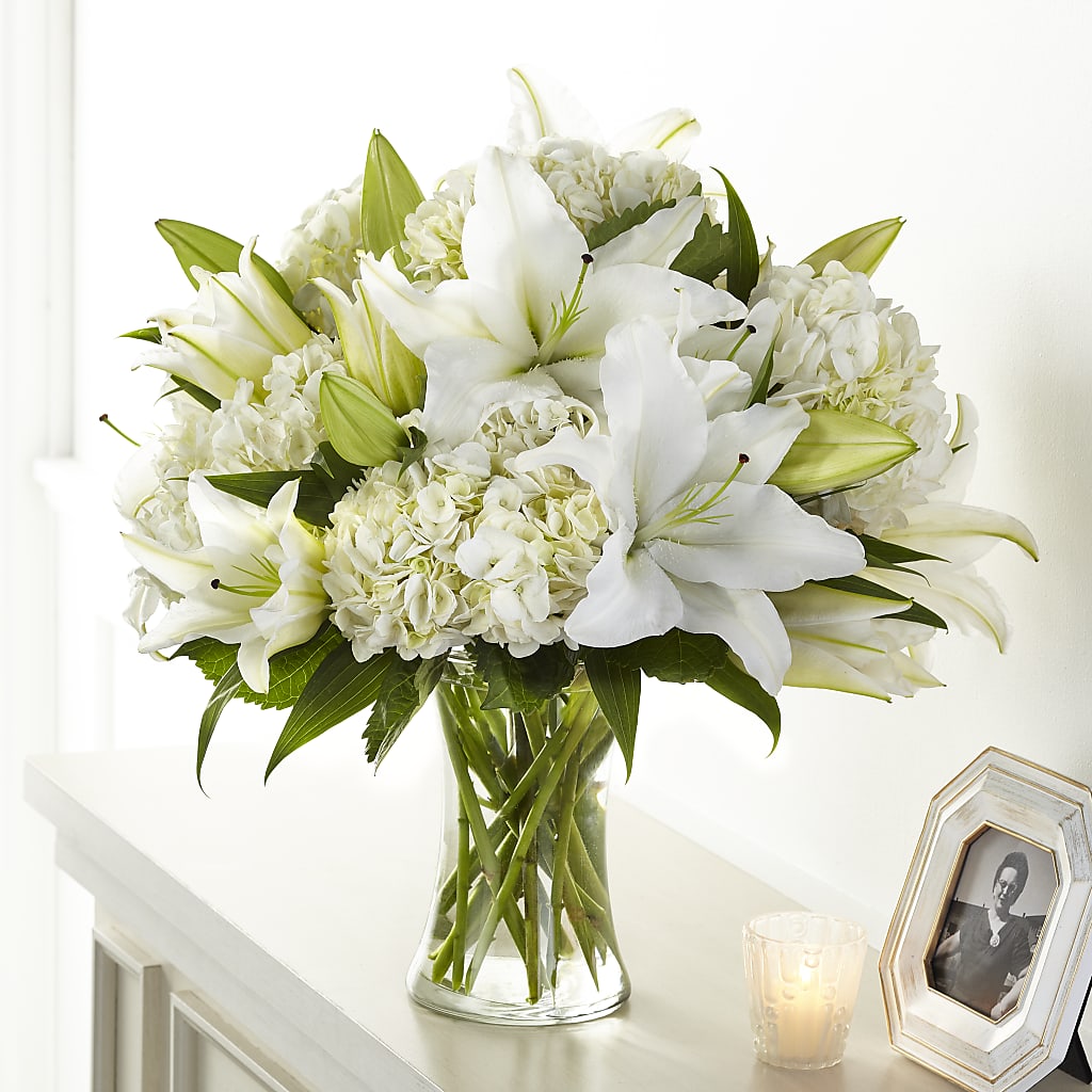 Compassionate Lily Bouquet – Loose Leaf Florist, Austin TX