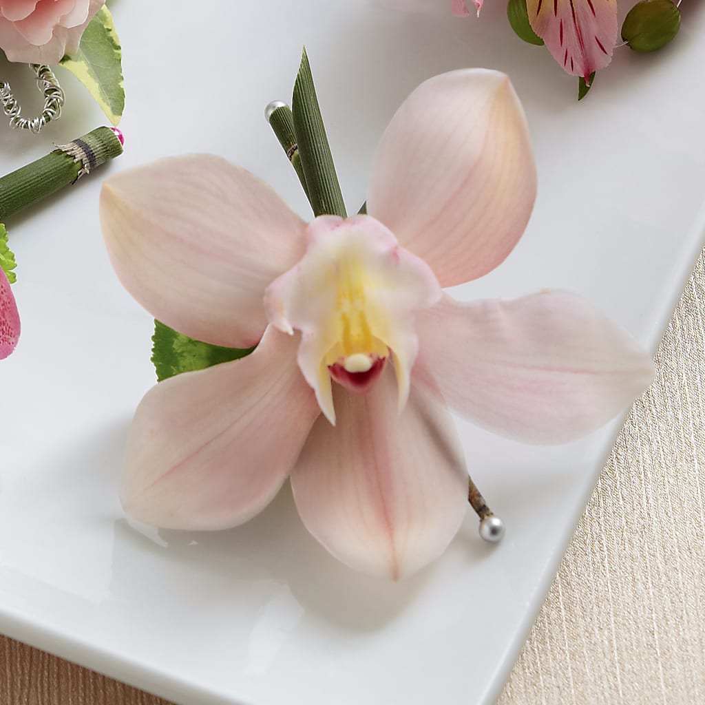 Pink Cymbidium Boutonniere – Loose Leaf Florist, Austin TX