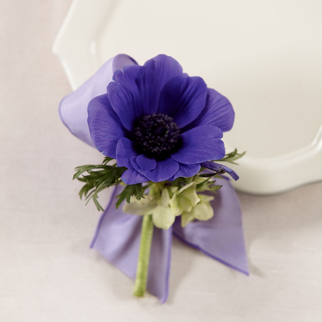 Purple Passion Boutonniere – Loose Leaf Florist, Austin TX