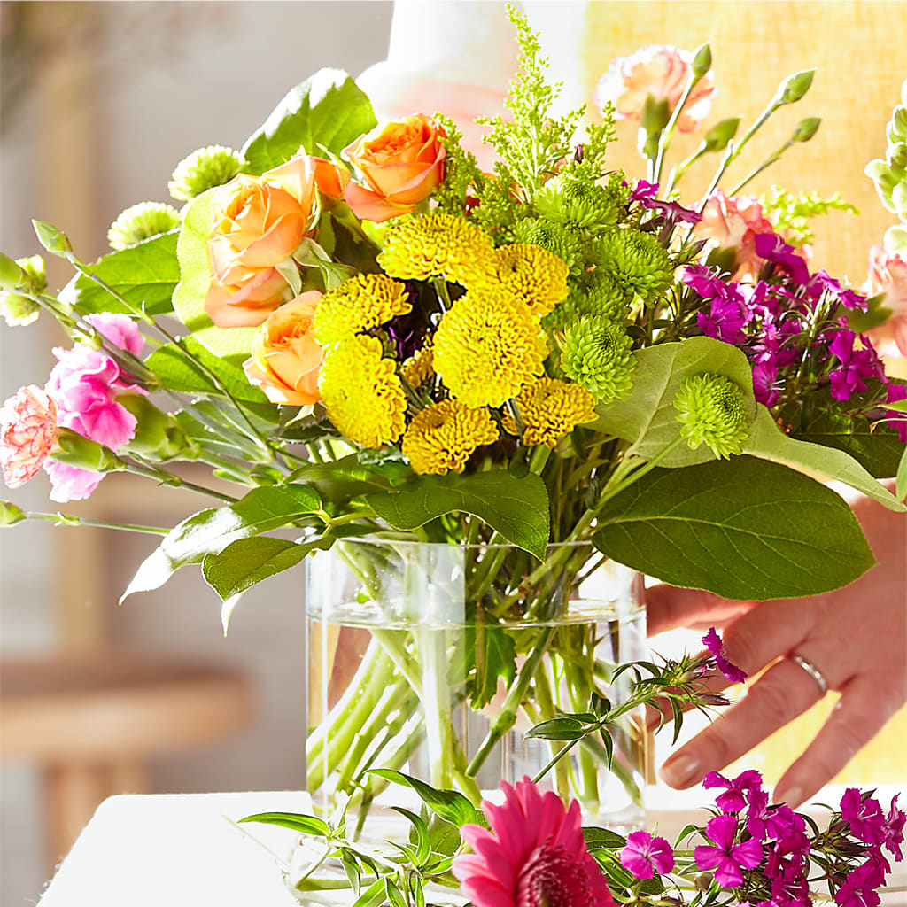 Bold & Bright – A Florist Original –  Loose Leaf Florist, Austin TX