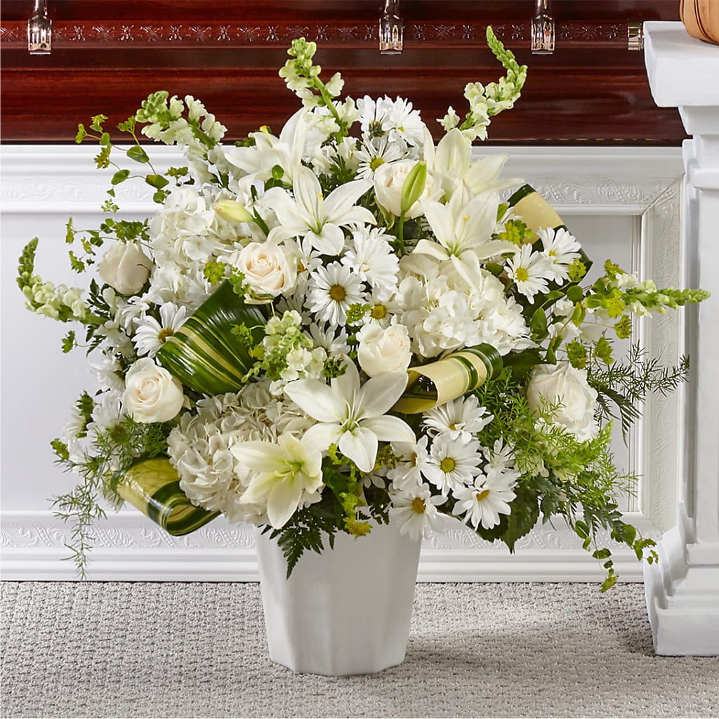 Thoughts of Tranquility Floor Basket –  Loose Leaf Florist, Austin TX