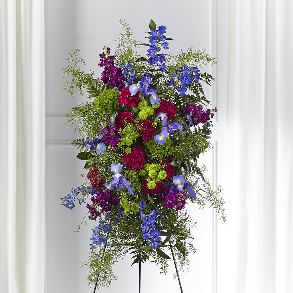 Heavenly Skies Standing Spray –  Loose Leaf Florist, Austin TX