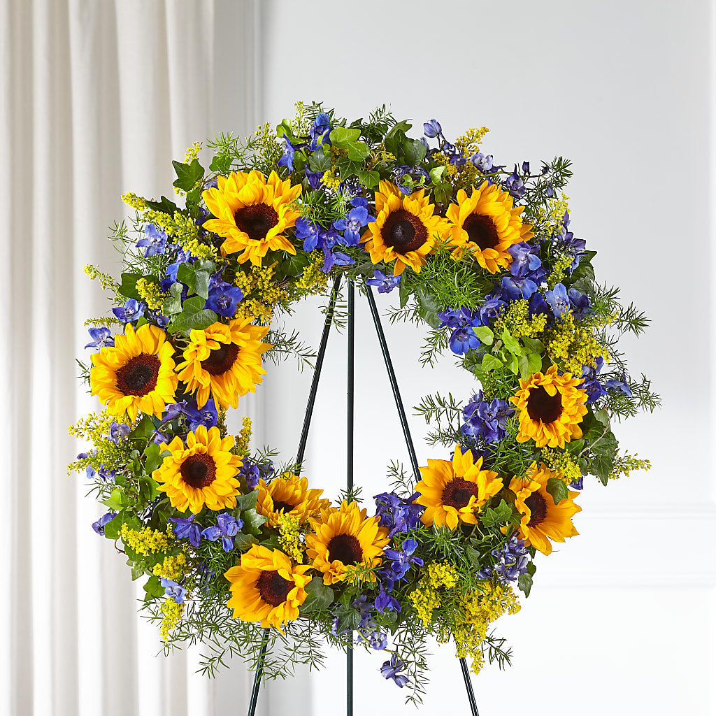 Bright Rays Wreath –  Loose Leaf Florist, Austin TX