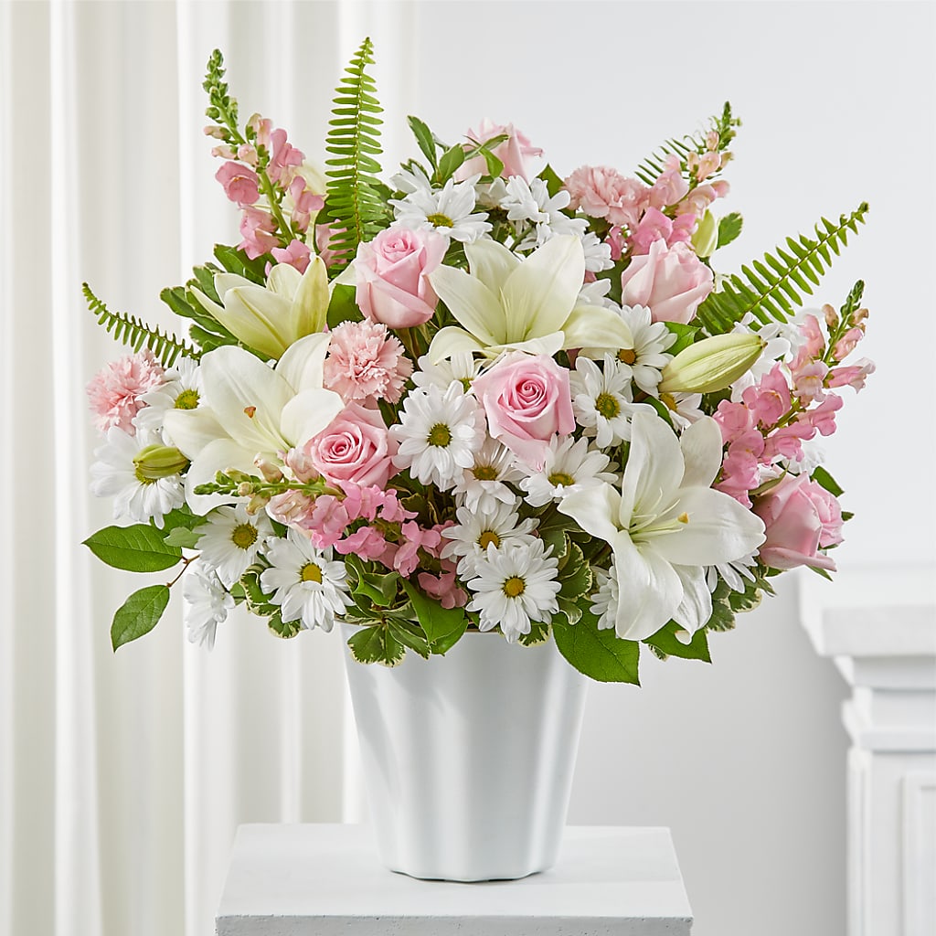 Soft Touch Tabletop Basket –  Loose Leaf Florist, Austin TX