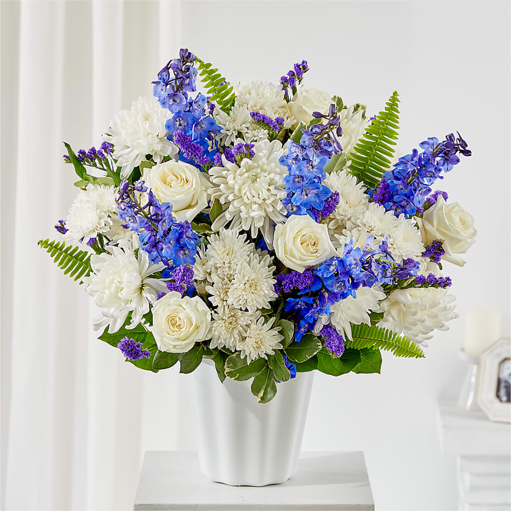 Hold Dear Tabletop Basket –  Loose Leaf Florist, Austin TX