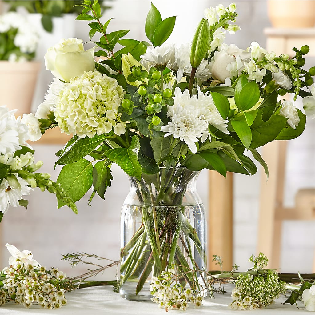 Classic Ivory – A Florist Original –  Loose Leaf Florist, Austin TX