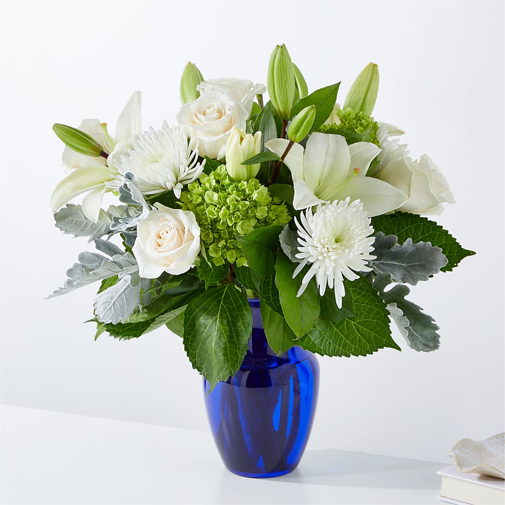 Snowy Dreams Bouquet –  Loose Leaf Florist, Austin TX
