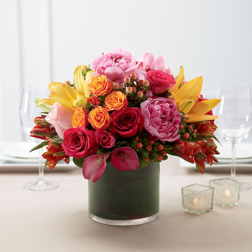 Color Mix Arrangement –  Loose Leaf Florist, Austin TX